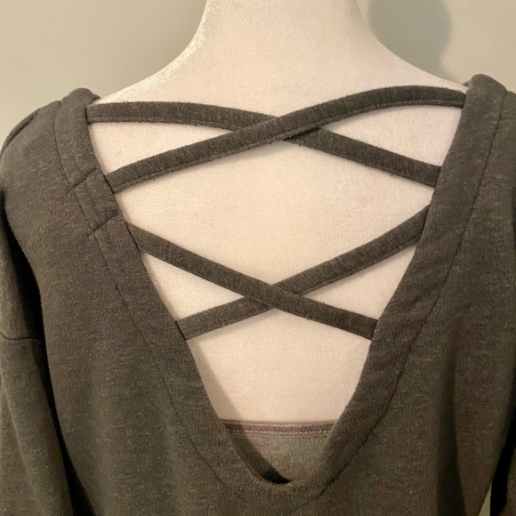 ❄Gap Fit Sweatshirt size Small - Picture 2 of 4